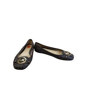 Michael Kors womans brown slip on loafers flats size 5.5M SKU 8496